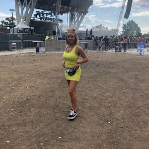 neon green body con dress forever 21